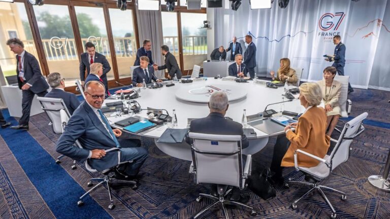 G7-Gipfel in Évian: Verschärfte Sanktionen gegen Russland und neue Hoffnung auf Frieden in der Ukraine