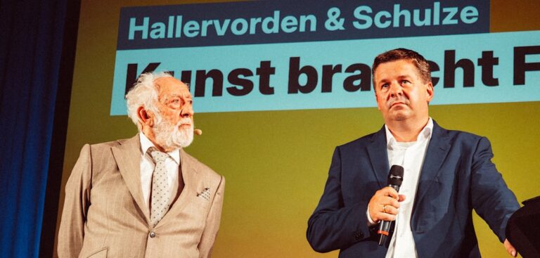 Hallervorden im Wahlkampf: Strategie mit ungewissem Ausgang für CDU-Ministerpräsident Schulze